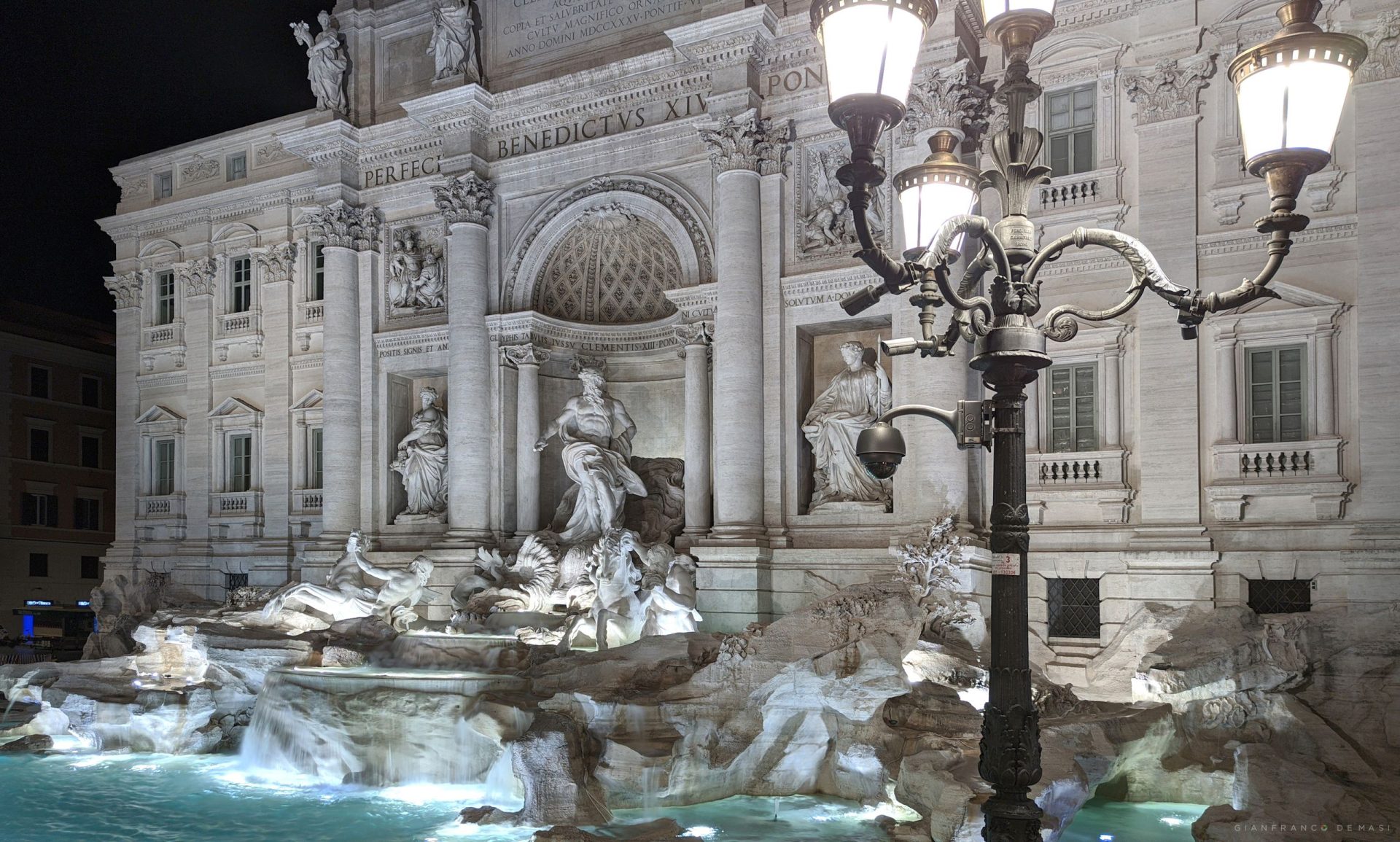 Fontana di Trevi - Roma, 2020